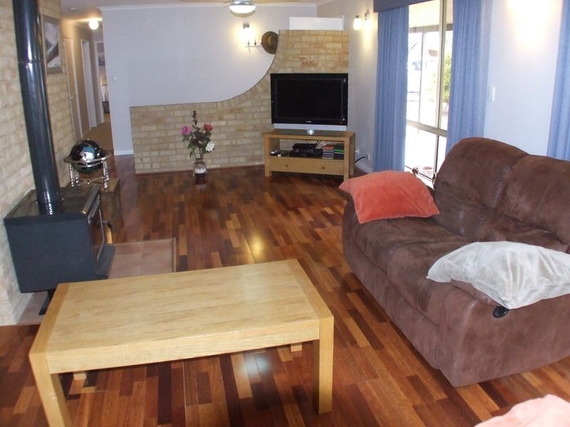 42 Osnaburg Road, York WA 6302