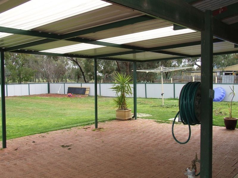 271 Avon Terrace, York WA 6302