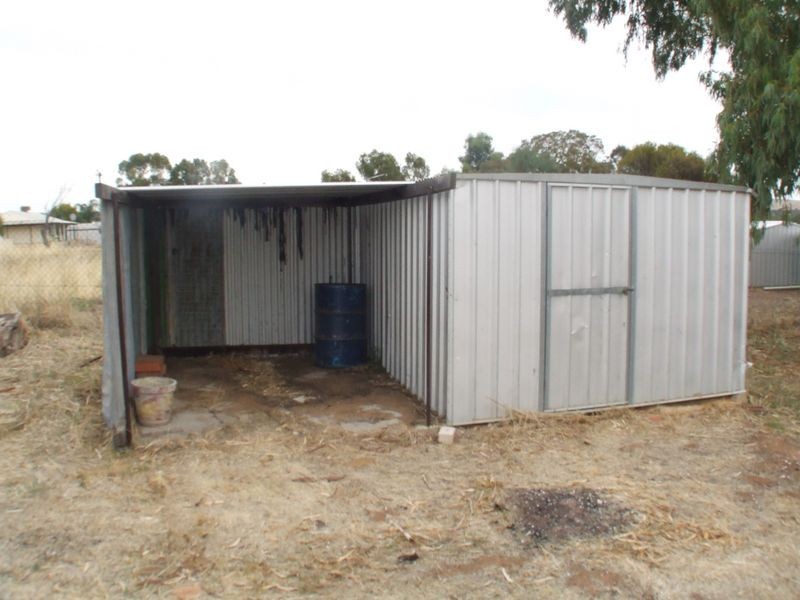 15 Thomson Street, York WA 6302