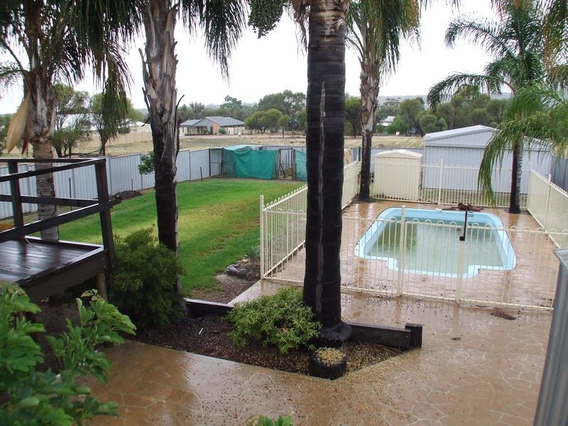 44 Alfred Street, York WA 6302