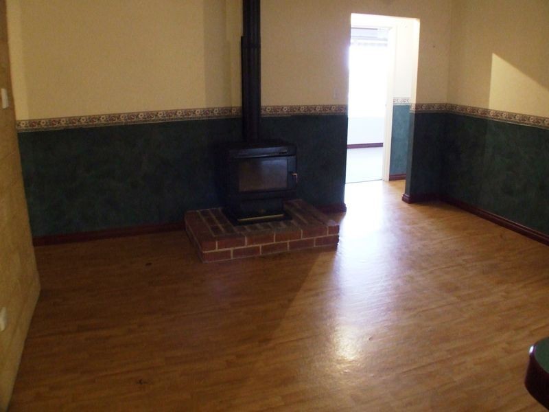 44 Alfred Street, York WA 6302