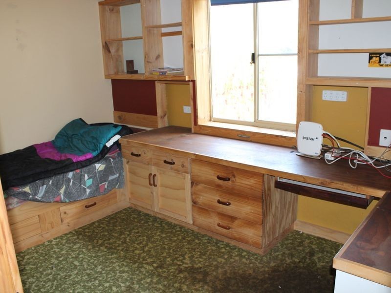 16 Carter Street, Grass Valley WA 6403