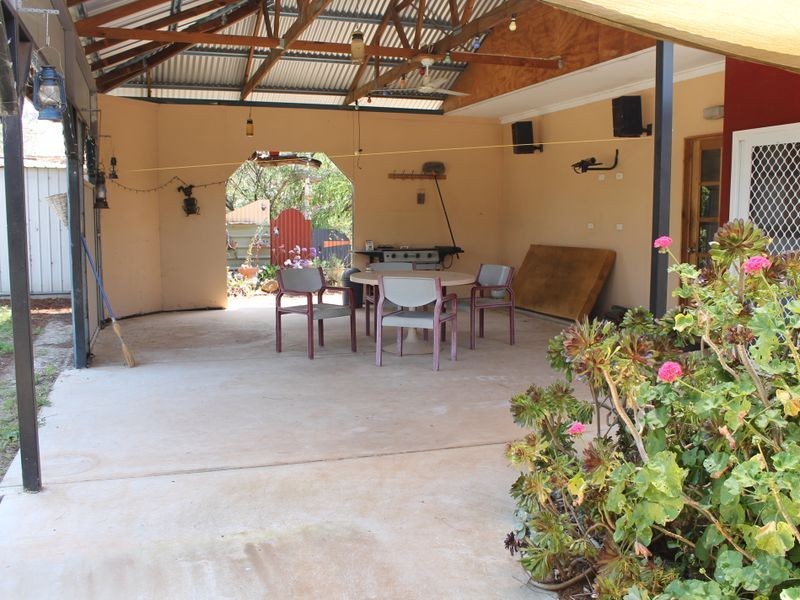 16 Carter Street, Grass Valley WA 6403