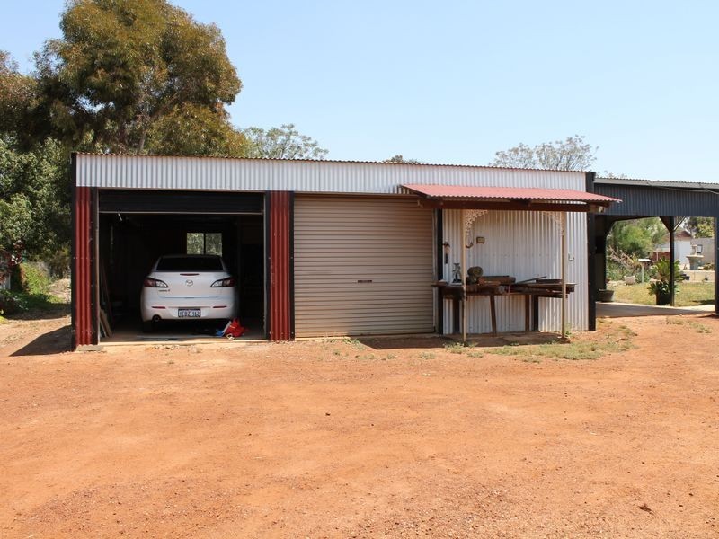 16 Carter Street, Grass Valley WA 6403