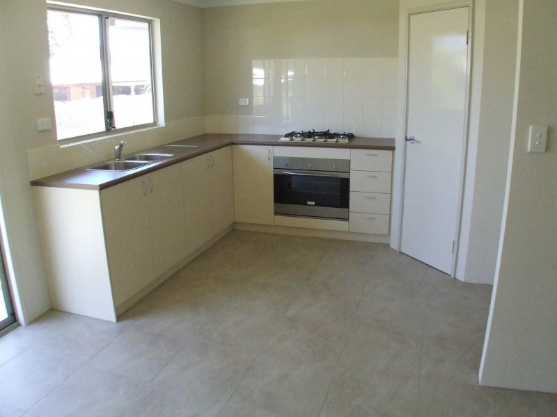 Unit 10/2 Eighth Road, York WA 6302