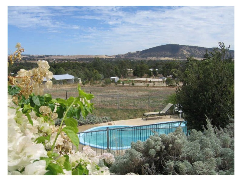 124 Herbert Road, York WA 6302