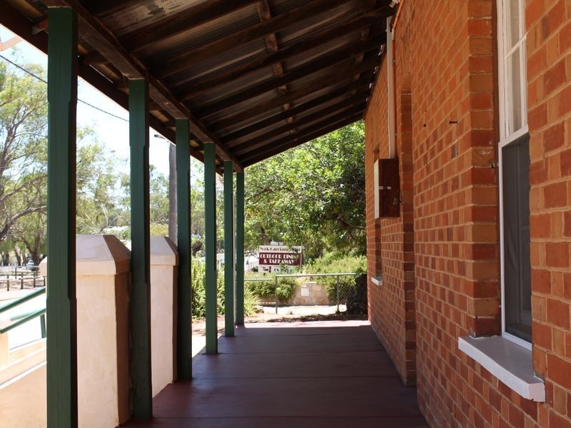 9 South Street, York WA 6302