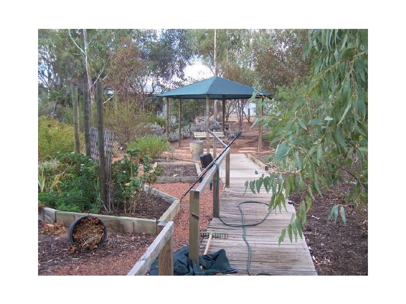 11 Morse Street, York WA 6302