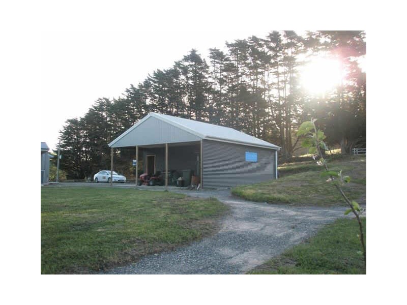 Hillwood TAS 7252