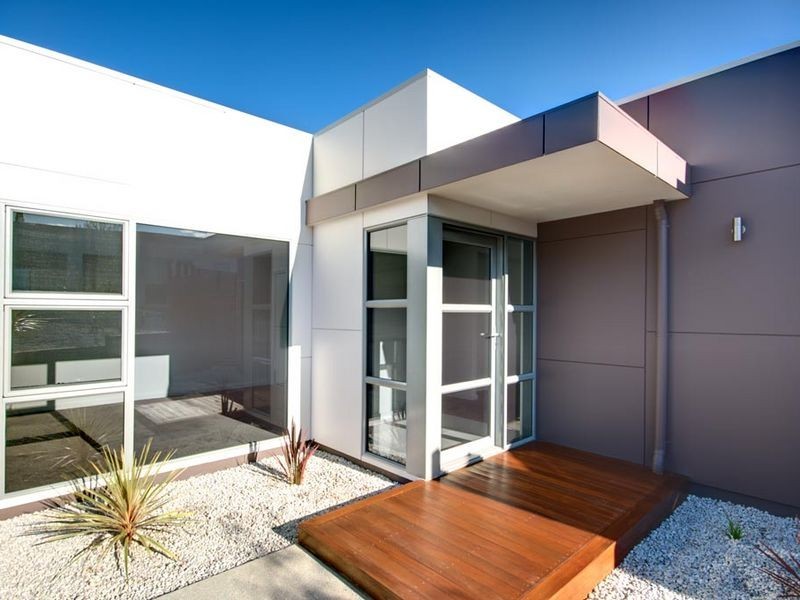 4/161 Alanvale Road, Newnham TAS 7248