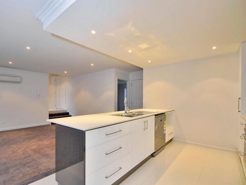 6/161 Alanvale Road, Newnham TAS 7248