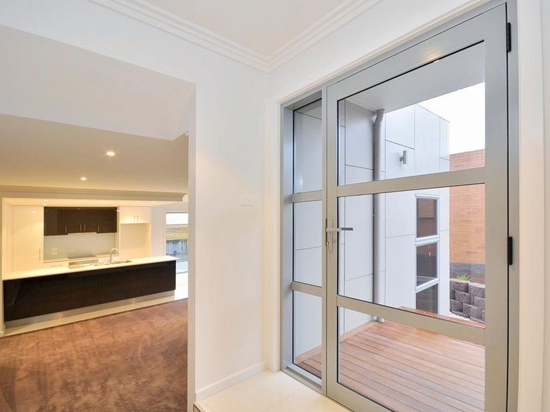 6/161 Alanvale Road, Newnham TAS 7248