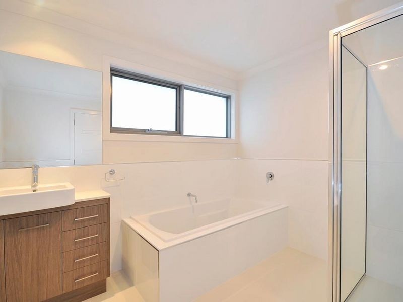 6/161 Alanvale Road, Newnham TAS 7248