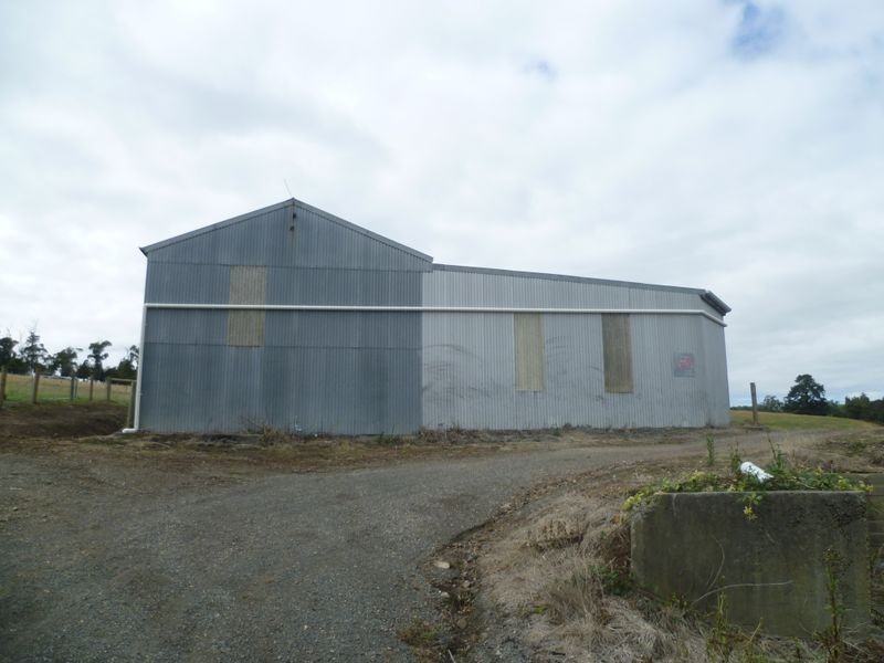 Storage/Machinery Shed/1306 West Tamar Highway, Legana TAS 7277