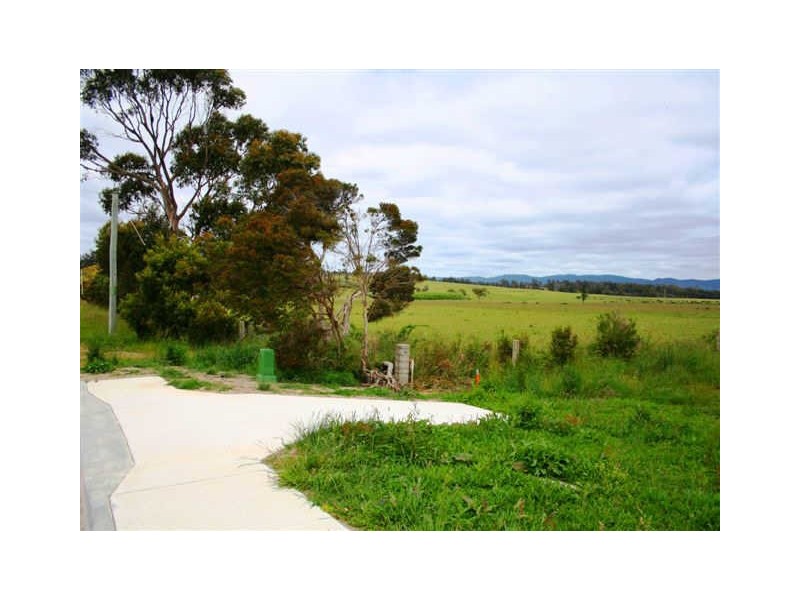 1 Mainwaring Street, Beauty Point TAS 7270