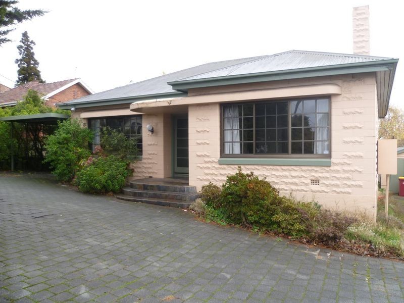 16 Normanstone Road, South Launceston TAS 7249