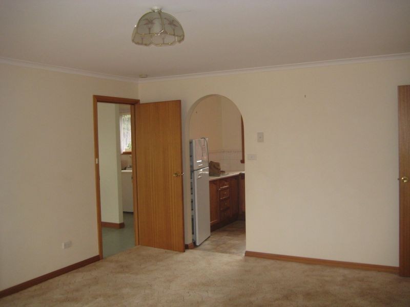 2/64 Las Vegas Drive, Prospect TAS 7250