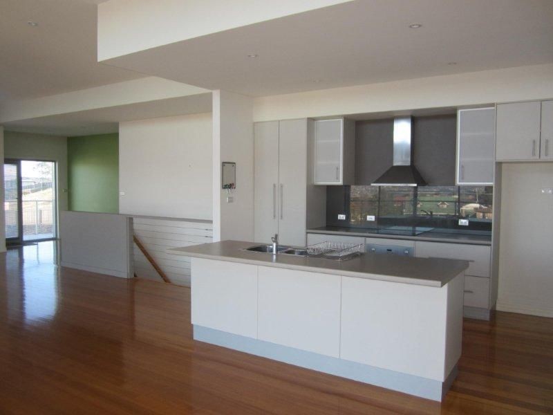 1/7-9 Monet Place, Newnham TAS 7248