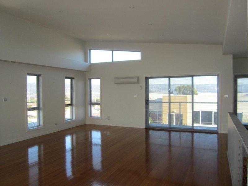 1/7-9 Monet Place, Newnham TAS 7248