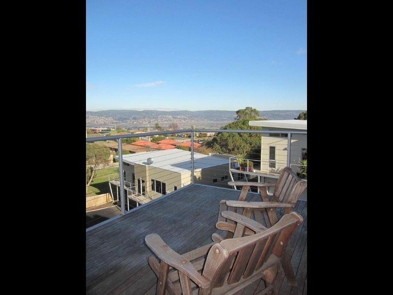 1/7-9 Monet Place, Newnham TAS 7248