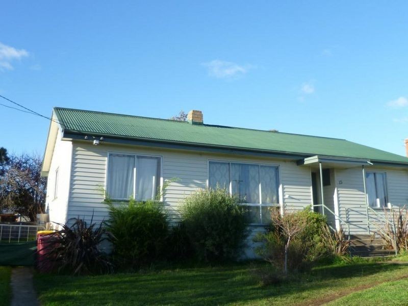 15 Hogarth Street, Waverley TAS 7250