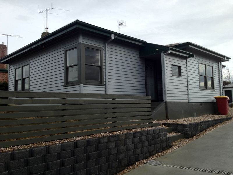 9 Pine Avenue, Newstead TAS 7250