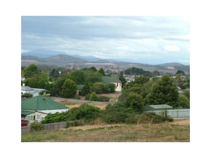 32-34 Brooklyn Street, Beaconsfield TAS 7270