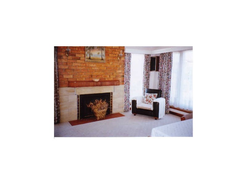 19 Hardinge Avenue, Newnham TAS 7248