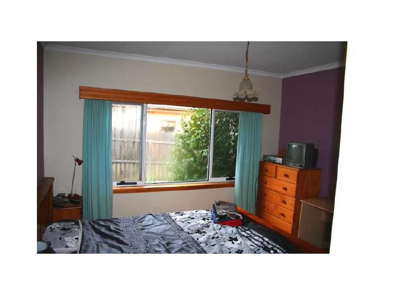 8 Alma Street, Youngtown TAS 7249