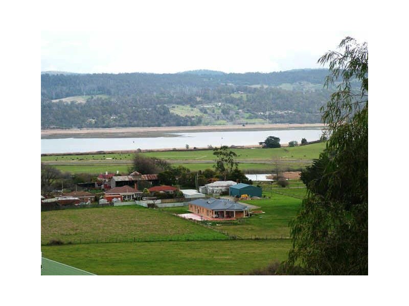 31 Vermeer Avenue, Newnham TAS 7248