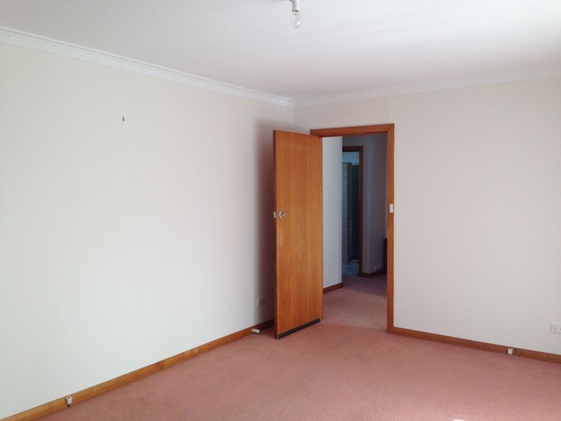 22 Crandon Crescent, Newnham TAS 7248