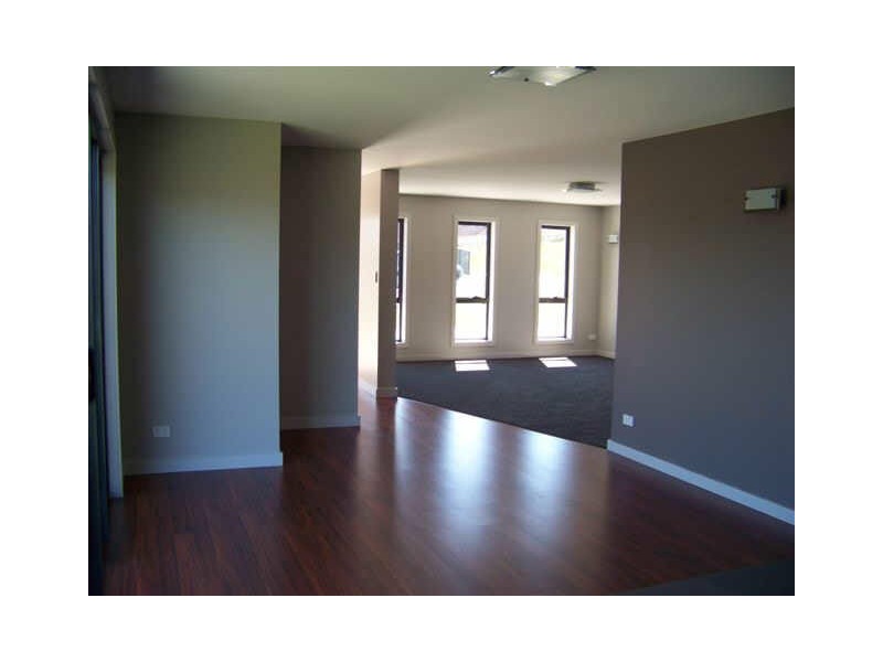 2/8 Orchard Avenue, Legana TAS 7277