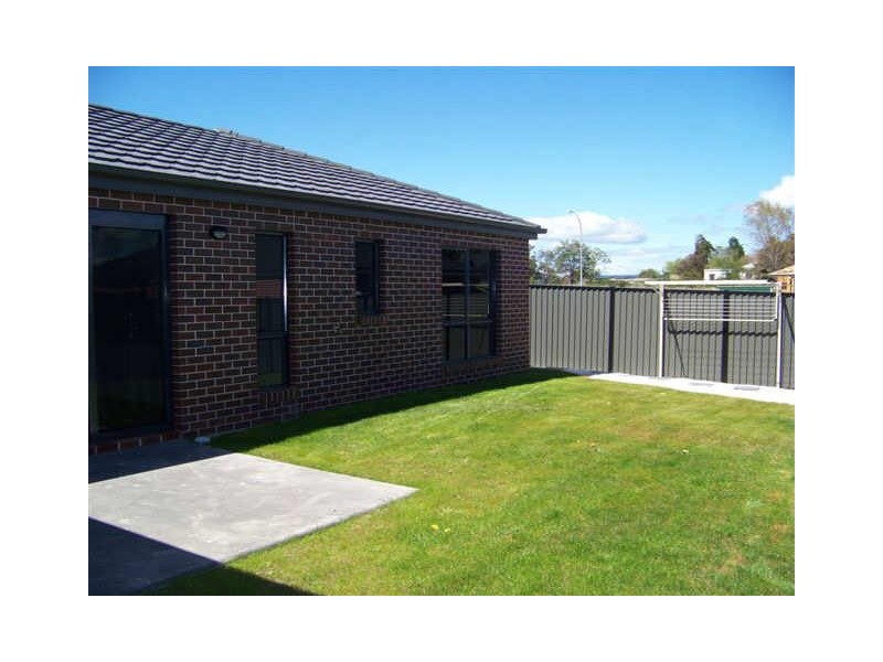 2/8 Orchard Avenue, Legana TAS 7277