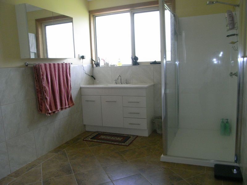 Beauty Point TAS 7270