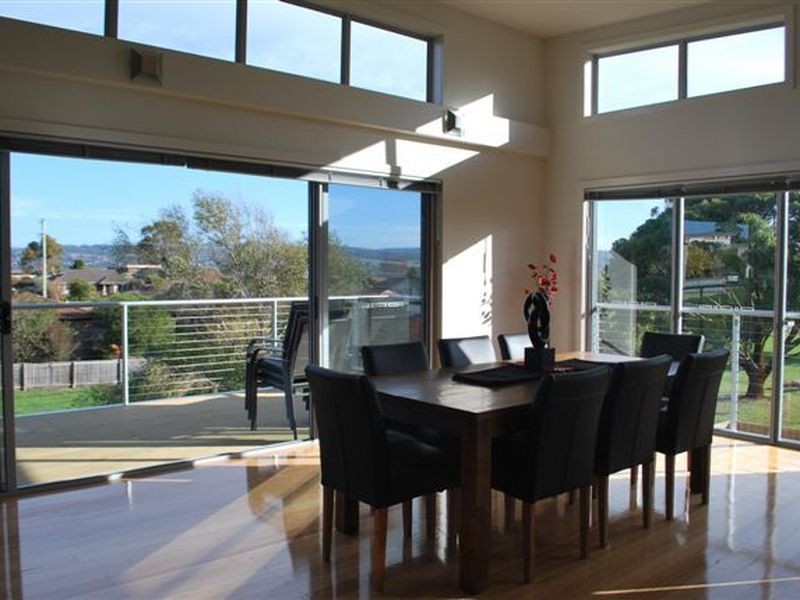 1/9 Monet Place, Newnham TAS 7248