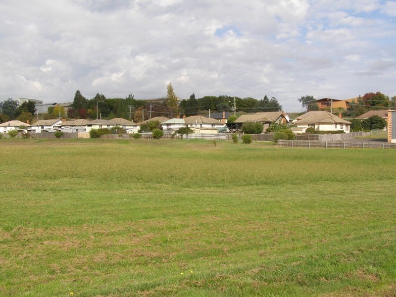 Waverley TAS 7250