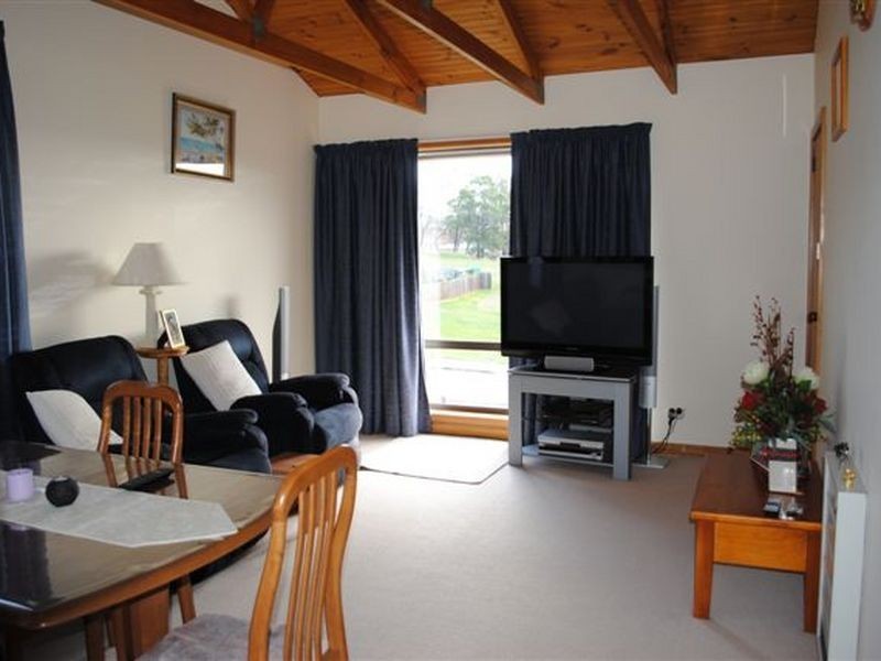 11 Ellison Street, Newstead TAS 7250