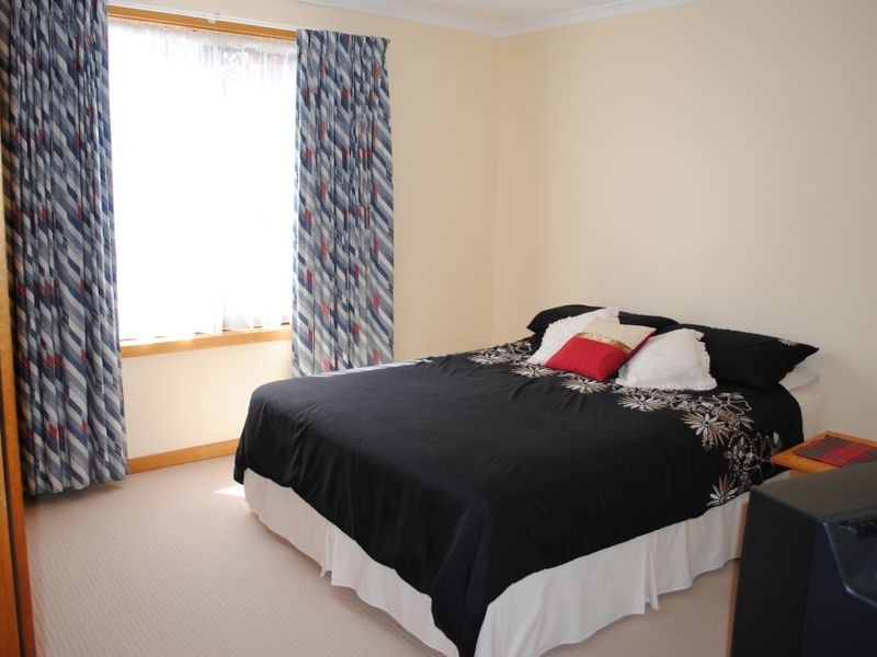 11 Ellison Street, Newstead TAS 7250