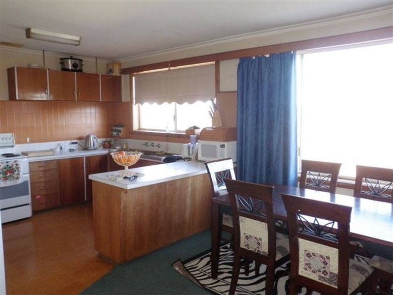 12 Crandon Crescent, Newnham TAS 7248