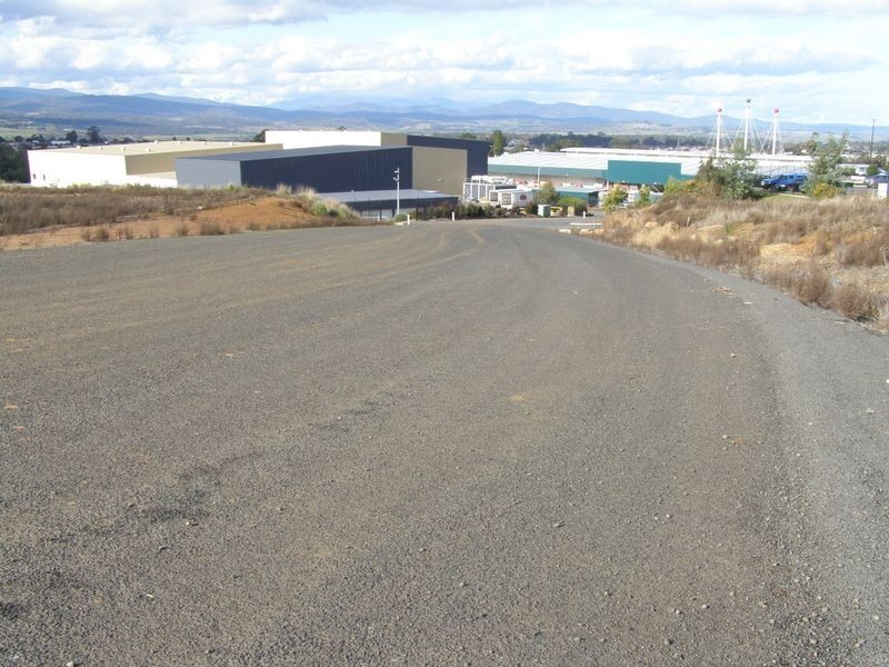 13/ Charbooday Drive, Launceston TAS 7250