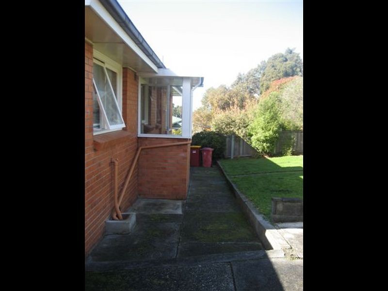 17 Meadowbank Road, Newnham TAS 7248