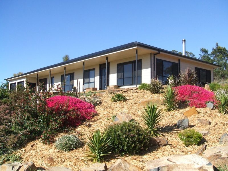 4 Collins Street, Perth TAS 7300