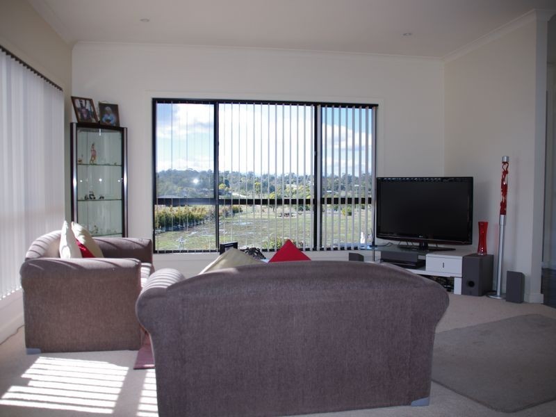 4 Collins Street, Perth TAS 7300