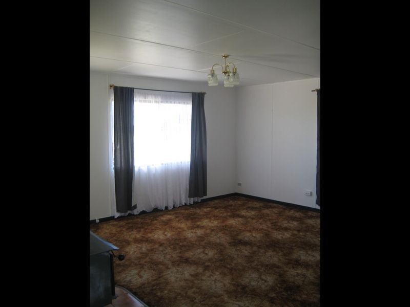8 Waterloo Street, Westbury TAS 7303