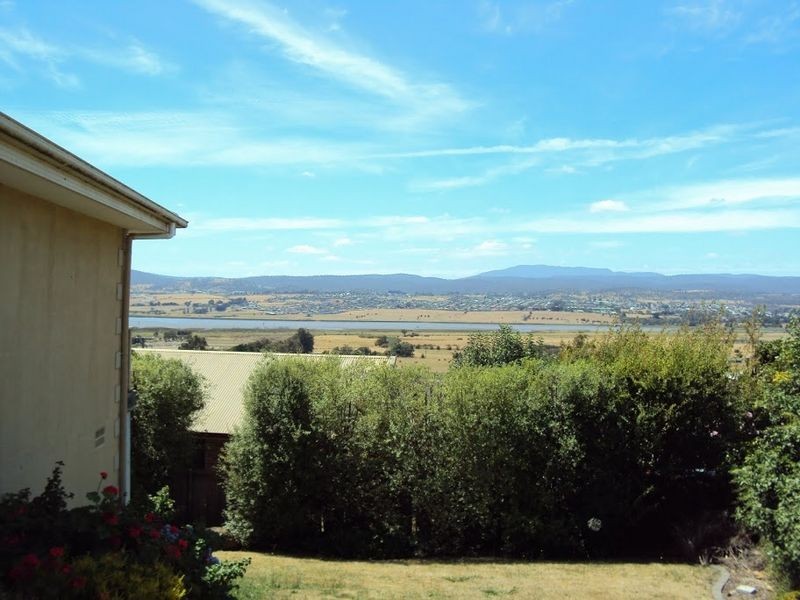 1/48 Andrea Place, Riverside TAS 7250