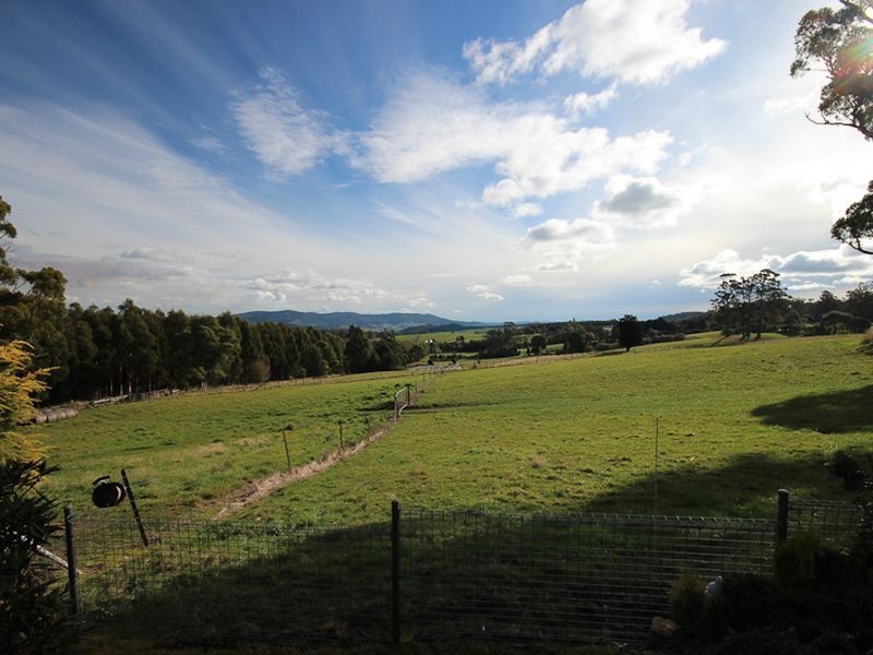 65 Staubi Road, Lilydale TAS 7268