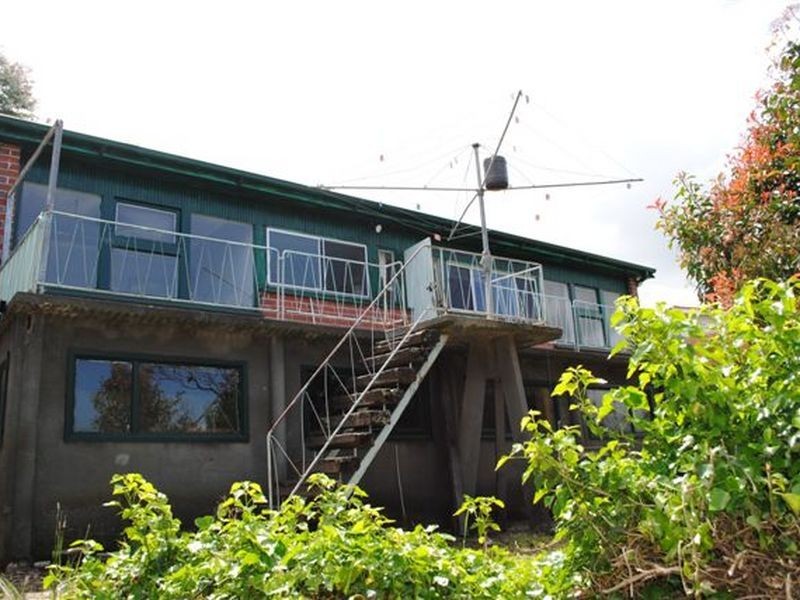 36 Parua Road, Newnham TAS 7248