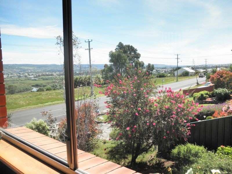 27 Wildor Crescent, Ravenswood TAS 7250