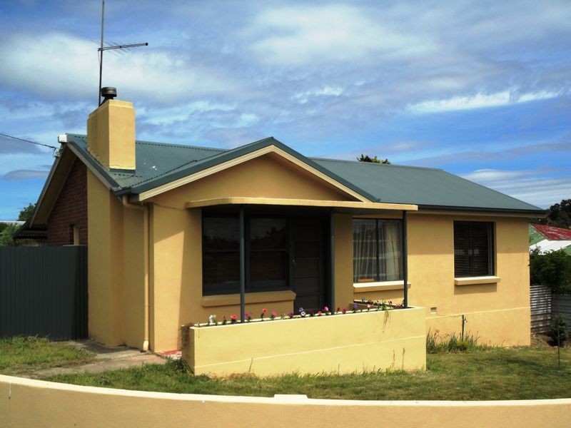 4 Woolven Street, Youngtown TAS 7249