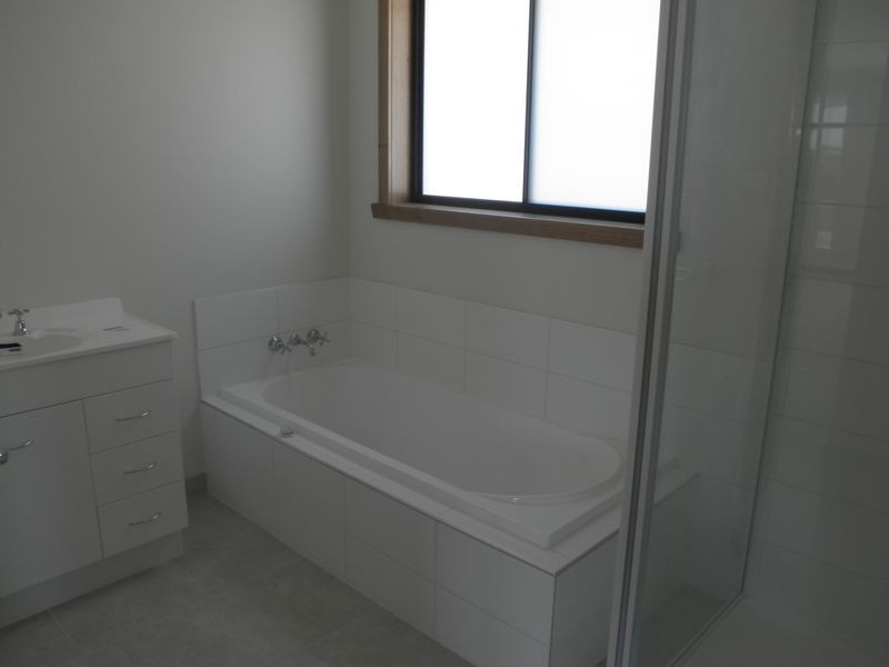 66 Lewis Street West, Longford TAS 7301